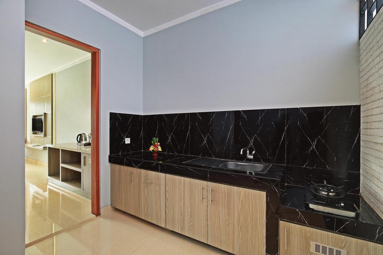Kubu Gwk Resort Jimbaran  Ngoại thất bức ảnh